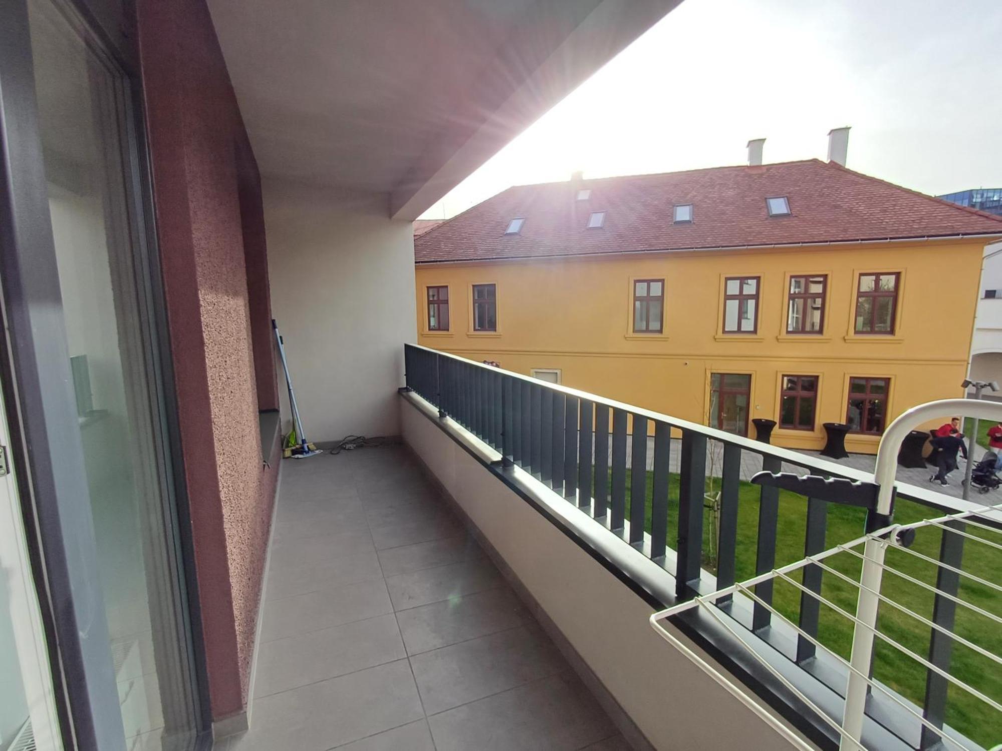 Entrez Apartment Mlynska Basta - Kosice Old Center Bagian luar foto
